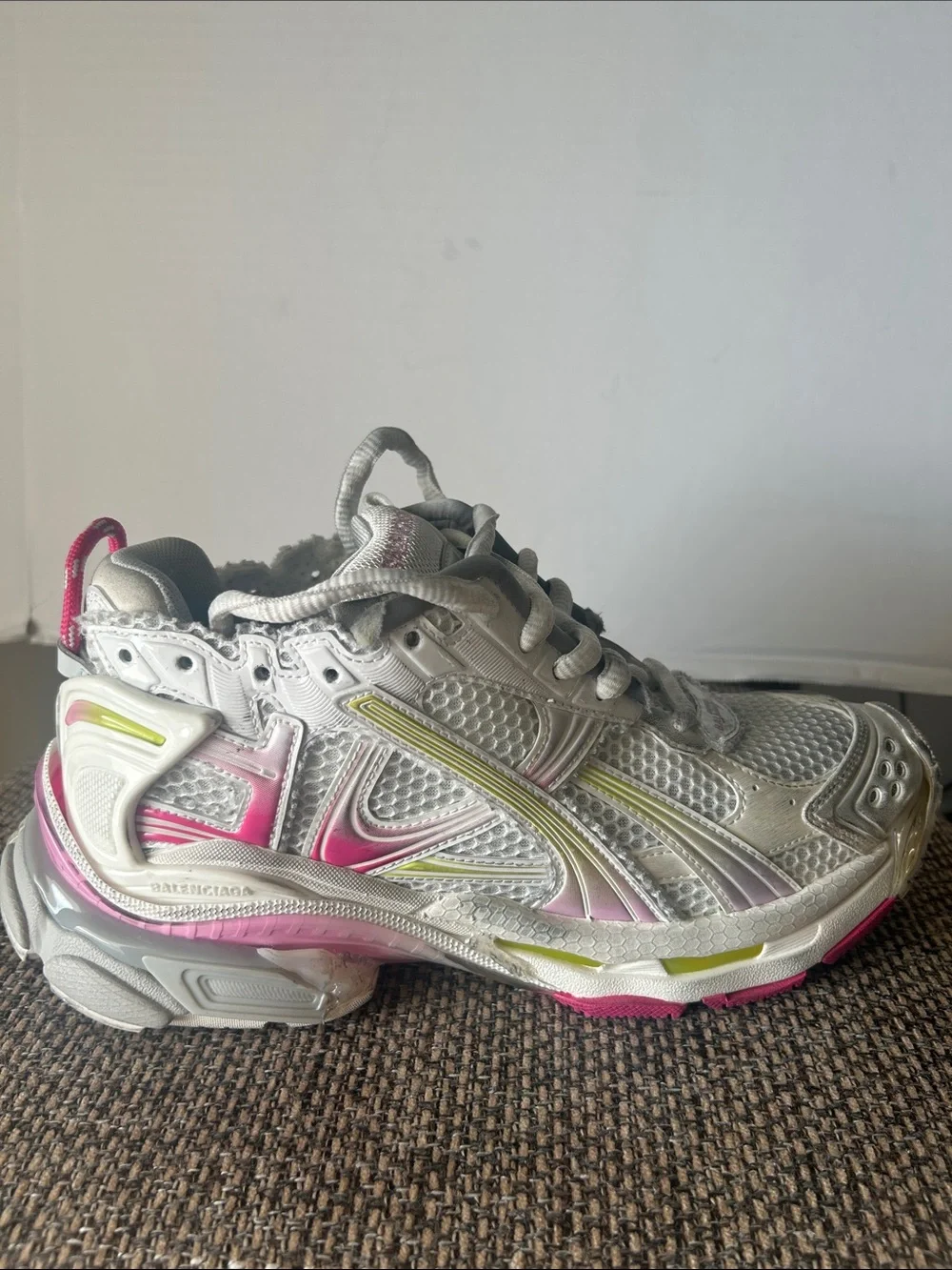 Balenciaga Runner Sneakers 39 Y2K Gorpcore Techwear Pink Green